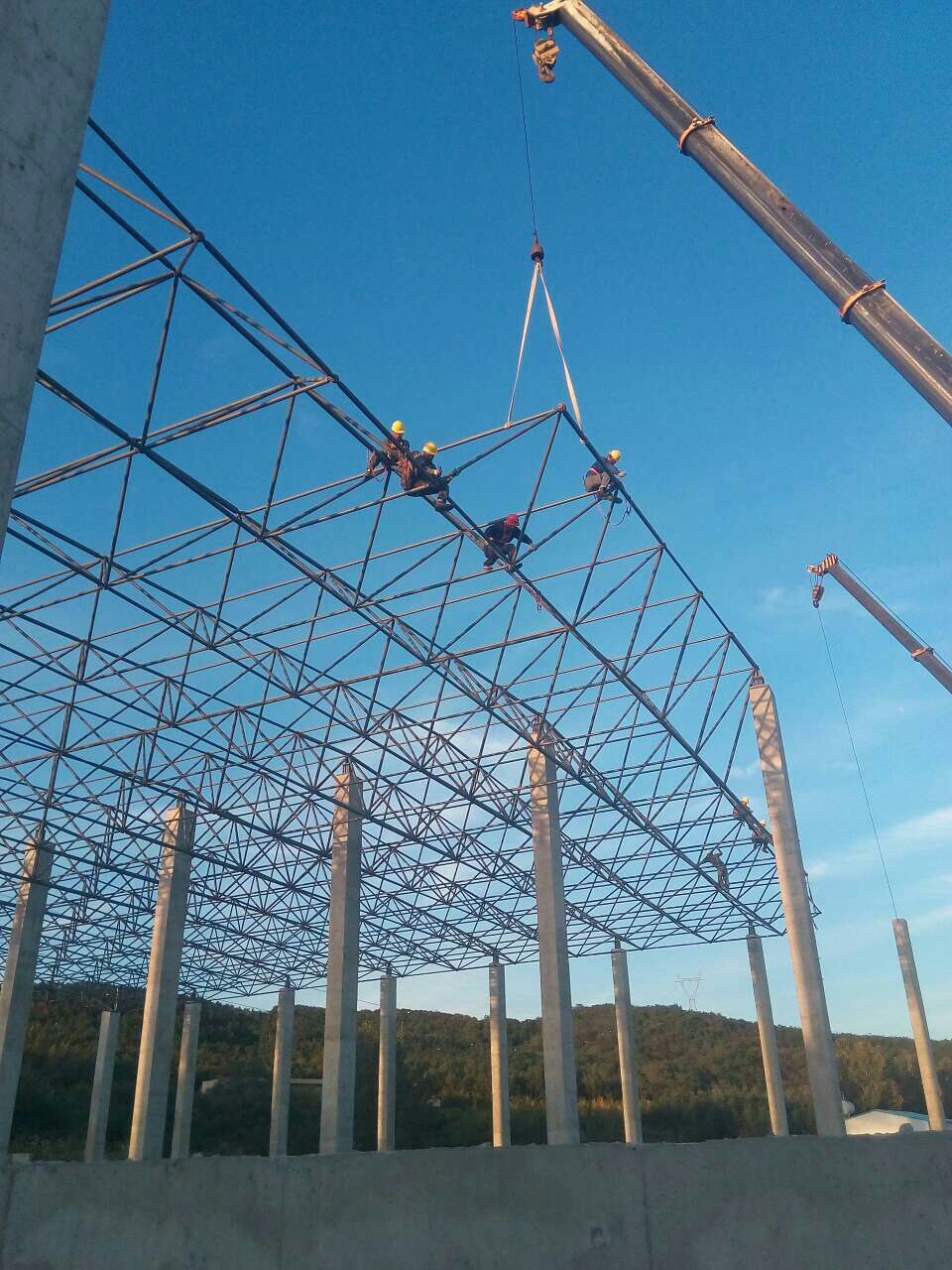 鸡西汪清物流园网架