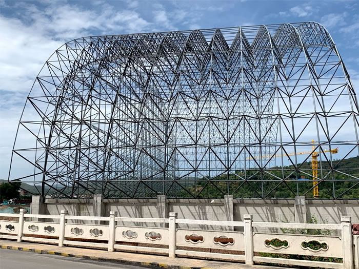 鸡西山寨矿储煤棚网架